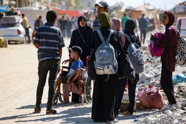 فرار مئات الفلسطينيين من شمال خان يونس بعد أوامر إخلاء إسرائيلية