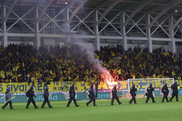 الرئيس القبرصي يتهم اتحاد الكرة بالتهرب من مكافحة الشغب والعنف