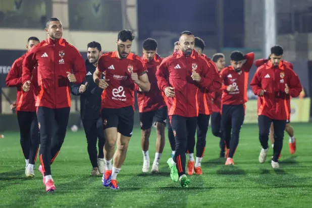 «الدوري المصري»: الأهلي يتعادل مع عشرة لاعبين من بيراميدز